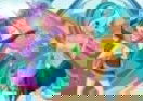 Winx Club Fashion: Bloom Vs Flora